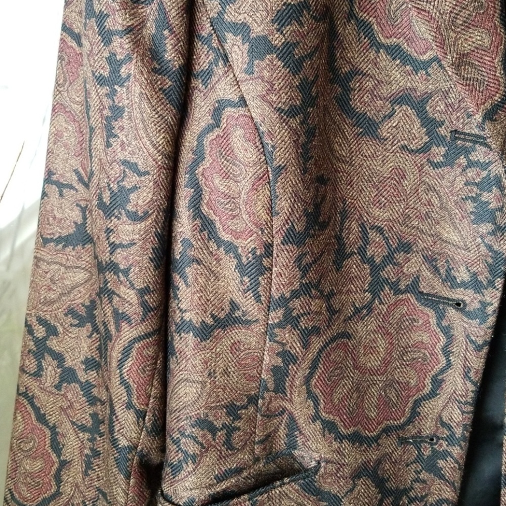 Jacket - Picture 2 of 3